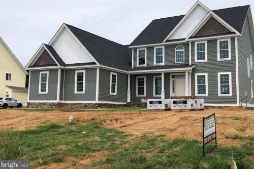 178 Orchard Grove Dr, Camden-Wy, DE 19934-4909