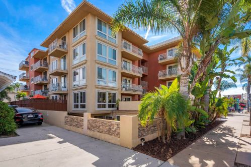 3939 Illinois St, San Diego, CA 92104-3026