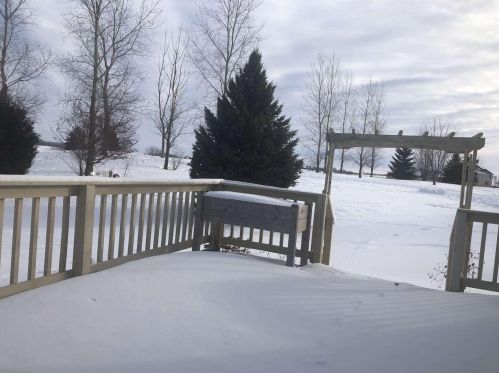 11 Whispering Springs Ct, Fond Du Lac WI  54937-6912 exterior