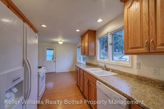 3120 177th Pl, Lynnwood WA  98037-3931 exterior