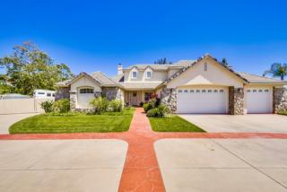 2976 Wind Creek Rd, Alpine, CA 91901-4113