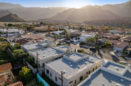 54640 Avenida Juarez, La Quinta CA  92253-3722 exterior