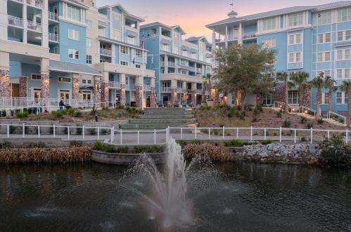 5802 Palmetto Dr, Isle Of Palms SC  29451-3813 exterior