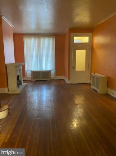 3834 13th St, Philadelphia, PA 19140-3705