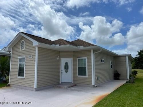 3051 Frontier Dr, Titusville, FL 32796-3920