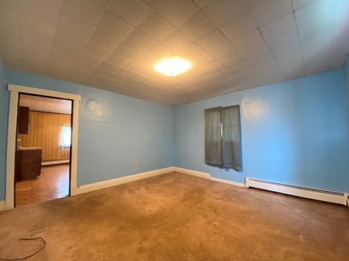 401 Campbell Ave, Connellsville PA  15425-4391 exterior