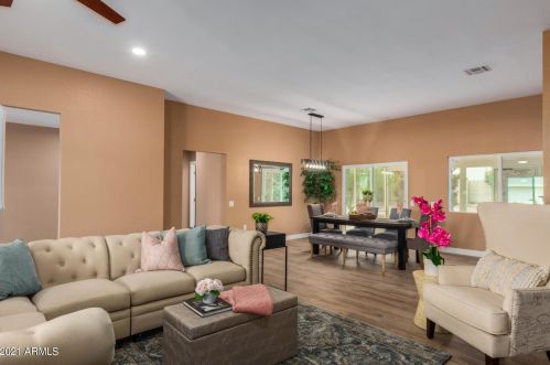 11017 Granada Dr, Sun City, AZ 85373-1811