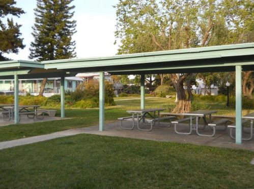 2003 Bayview Heights Dr, San Diego CA 92105-5500 exterior