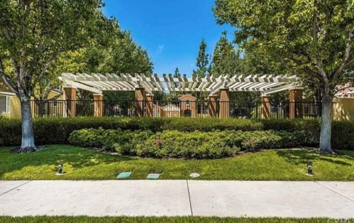 1512 Timberwood, Irvine CA  92620-0285 exterior