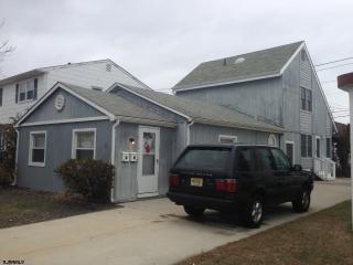 253 40th St, Brigantine City, NJ 08203-3305