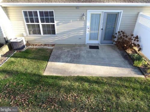 131 Furlong Way, Red Lion PA 17356-8776 exterior