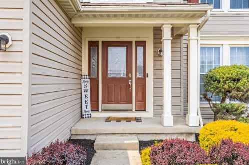 18 Elsworth Dr, Erial NJ  08081-4427 exterior