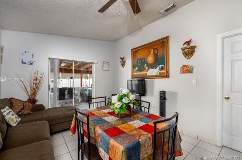 3153 70th Ter, Hialeah FL  33018-5272 exterior