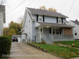 1224 Sackett Ave, Cuyahoga Falls OH  44223-2351 exterior