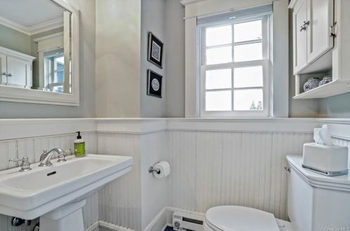 533 Highbrook Ave, New Rochelle NY  10803-2227 exterior