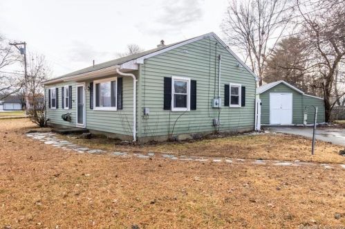 403 Litchfield Dr, Windsor Locks CT  06096-2040 exterior