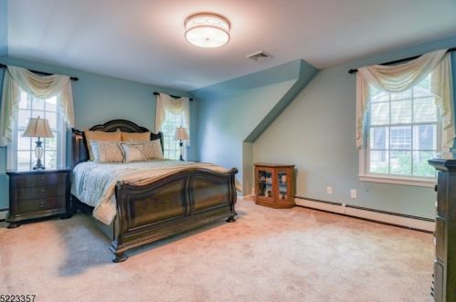 30 Munsee Dr, Cranford NJ  07016-3460 exterior