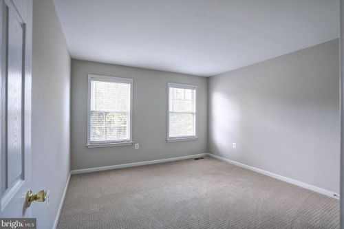 152 General Stonewall Jackson Blvd, Harpers Ferry WV  25425-3018 exterior