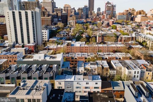 1231 Kater St, Philadelphia PA 19147-1817 exterior