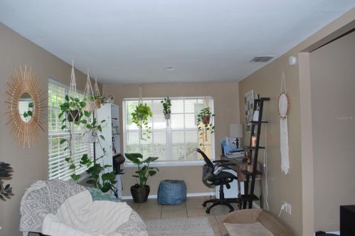 1311 Pineloch Ave, Orlando, FL 32806-5526