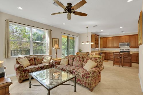 4548 Mediterranean Cir, West Palm Beach, FL 33418-1001
