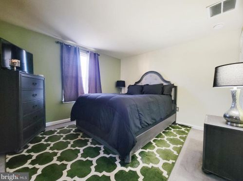 123 Buck St, West Deptford NJ  08066-1312 exterior