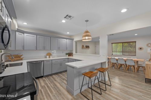 4359 Bluefield Ave, Phoenix AZ  85032-1441 exterior