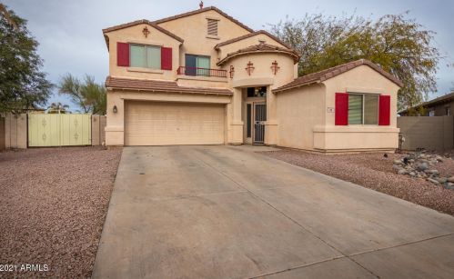 16 Brahman Blvd, San Tan Valley, AZ 85143-4852