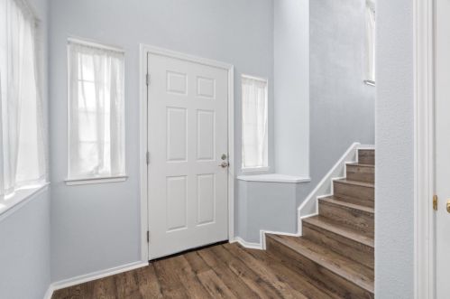 23 Outlook Cir, Pacifica CA  94044-2146 exterior