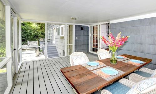 239 Rocks Rd, Norwalk CT  06851-1117 exterior