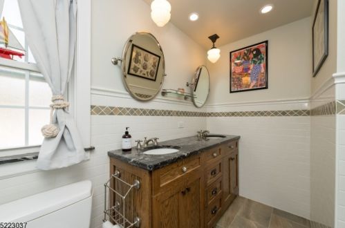 30 Berkshire Rd, Maplewood NJ 07040-1430 exterior