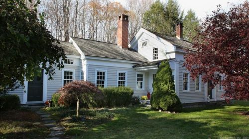 10 Old Greenwoods Rd, Sherman, CT 06784-1522