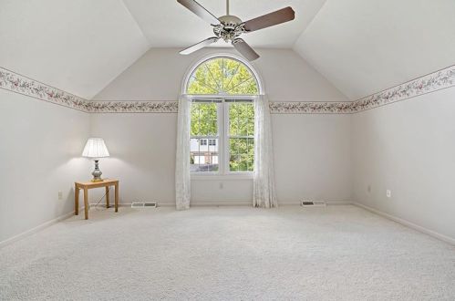 1212 Parkside Dr, Bridgeville PA  15017-1267 exterior