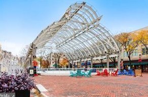 2308 Whitetail Ct, Herndon VA  20191-3018 exterior