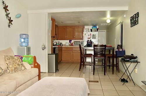 1227 Ginter Rd, Tucson, AZ 85706-5739