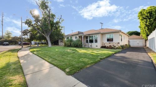 16845 Halper St, Van Nuys, CA 91436-1007