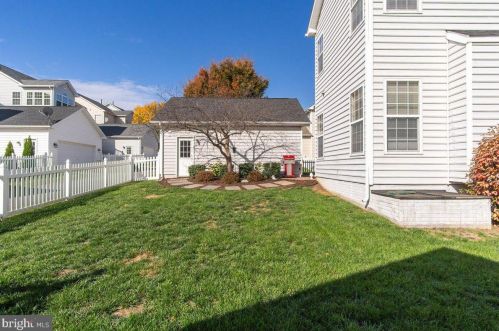 397 Prospect Hill Blvd, Charles Town WV  25414-5437 exterior