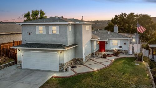 6838 Newberry St, San Diego, CA 92120-1031