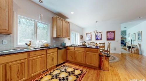 36 Corbett Dr, East Quogue NY  11942-3840 exterior