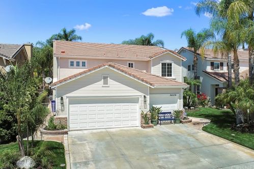 26039 Salinger Ln, Santa Clarita, CA 91381-1102