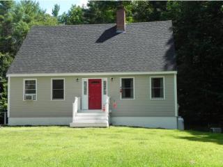 38 French Rd, Epping, NH 03042-1800