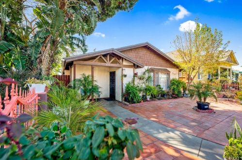 426 56th St, Long Beach, CA 90805-4606