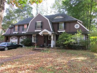 10316 Brighton Rd, Cleveland, OH 44108-1030