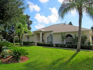 3475 Shady Run Rd, Melbourne, FL 32934-8569
