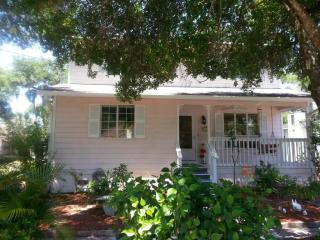 7820 Lillwill Ave, Orlando, FL 32809-6935