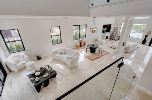 3586 143rd Ave, Hollywood FL  33027-4704 exterior