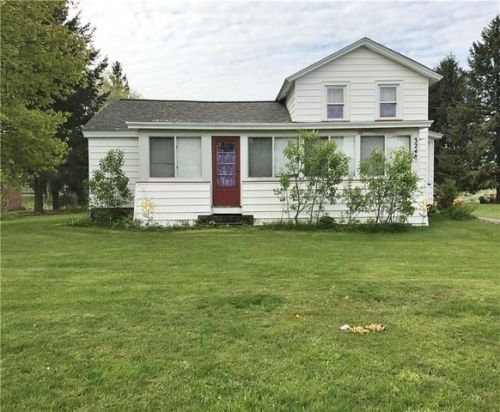 3248 Ridge Rd, Williamson, NY 14589-9372