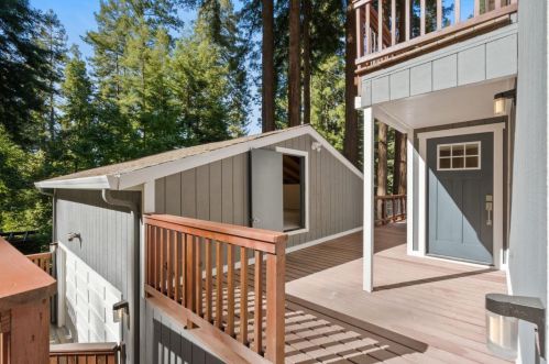 20960 Modoc Trl, Los Gatos, CA 95033-8826