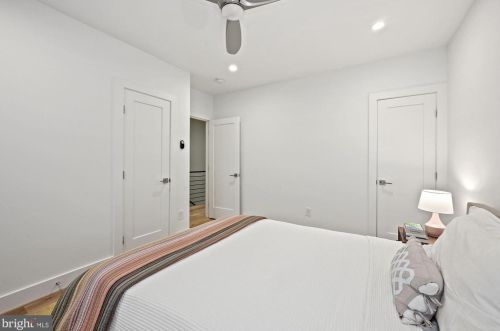 438 Kenyon St, Washington DC 20010-2915 exterior