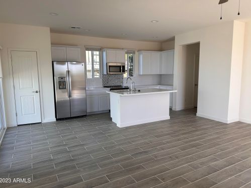 11011 15th Ave, Phoenix AZ  85029-3701 exterior